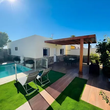 Refugio Familiar Chalet Privado Con Piscina Portatil Familias Y Parejas I * Conil De La Frontera